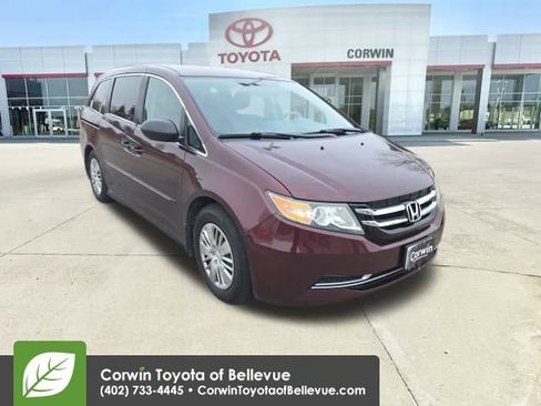 Used 2014 Honda Odyssey LX image 29