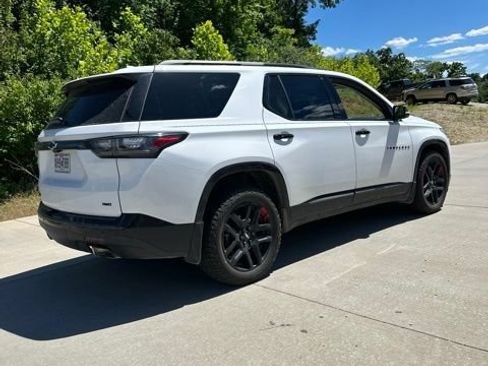 Used 2019 Chevrolet Traverse Premier w/ Redline Edition AWD/4WD image 16
