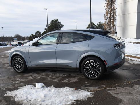 Used 2025 Ford Mustang Mach-E Premium image 3