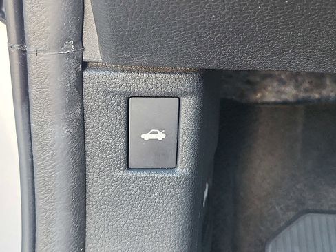 Certified 2023 Honda Accord LX image 22
