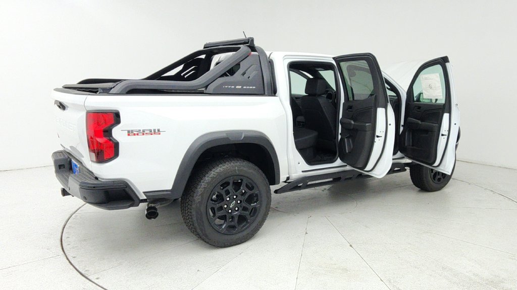 New 2026 Chevrolet Colorado Trail Boss AWD/4WD image 12