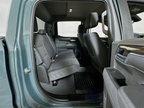 Used 2025 Chevrolet Silverado 1500 LT image 25
