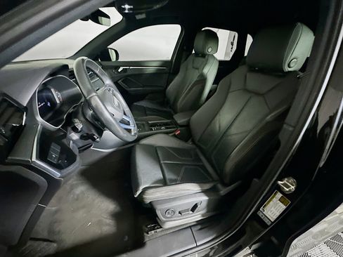 Used 2021 Audi Q3 2.0T Premium w/ Convenience Package image 13