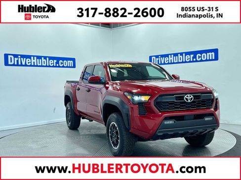 Used 2025 Toyota Tacoma TRD Off-Road AWD/4WD image 1