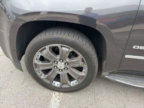 Used 2016 GMC Yukon Denali w/ Open Road Package image 11