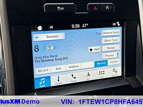 Used 2017 Ford F150 Lariat w/ Trailer Tow Package image 28