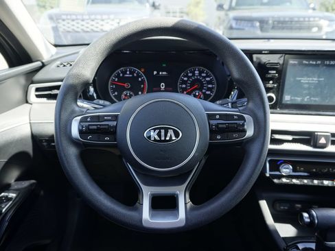 Used 2021 Kia K5 LXS FWD image 10