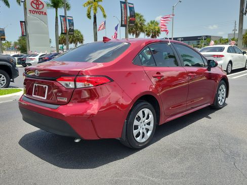 Used 2024 Toyota Corolla LE FWD image 12