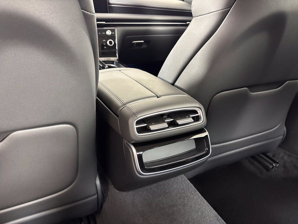 New 2027 Genesis G80 2.5T AWD/4WD image 24