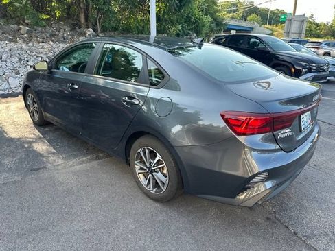 Used 2023 Kia Forte LXS FWD image 4