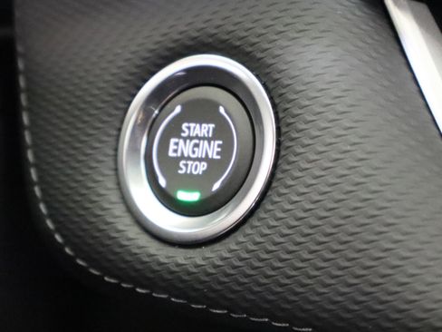 New 2026 Chevrolet Equinox LT w/ Safety and Technology Package FWD image 33
