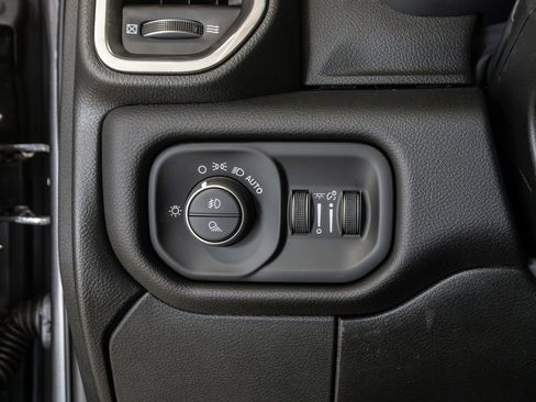 New 2027 RAM 2500 Laramie w/ Night Edition AWD/4WD image 18