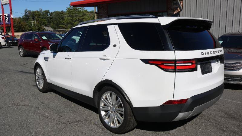 Used 2017 Land Rover Discovery HSE AWD/4WD image 5