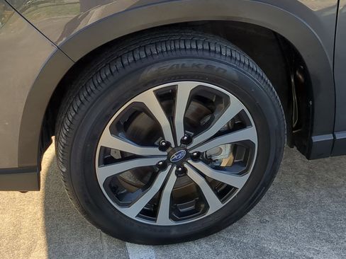 Used 2024 Subaru Forester Limited image 11