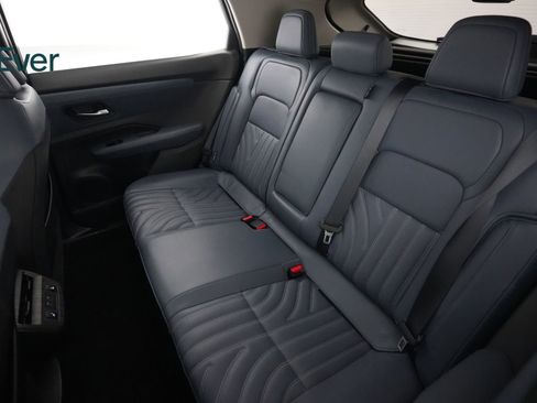 Used 2023 Nissan Ariya AWD/4WD image 24