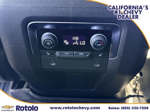 Used 2023 Chevrolet Tahoe LT w/ Luxury Package RWD image 16