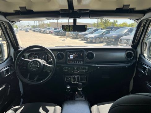 Used 2022 Jeep Wrangler Unlimited Sport AWD/4WD image 18