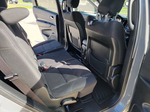 Used 2023 Dodge Durango SXT Launch Edition RWD image 16