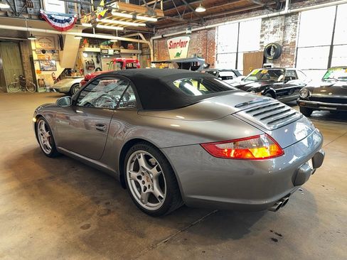 Used 2006 Porsche 911 Carrera S image 5