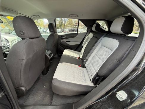 Used 2022 Chevrolet Equinox LS w/ LS Convenience Package AWD/4WD image 22