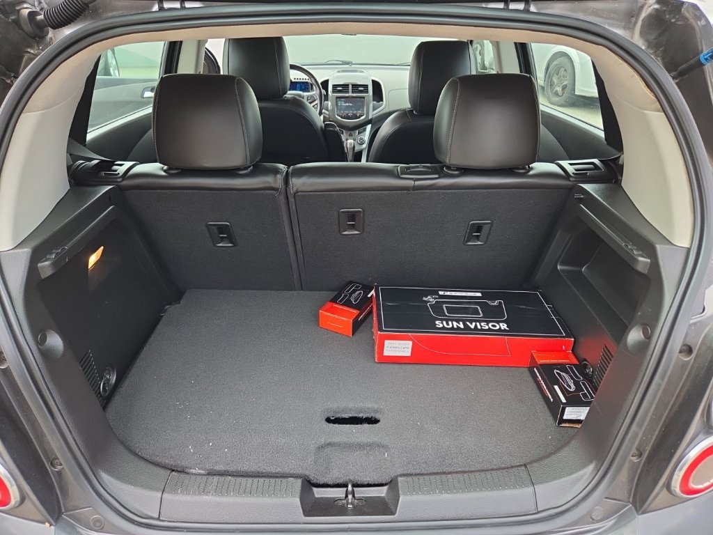 Used 2015 Chevrolet Sonic LTZ FWD image 13