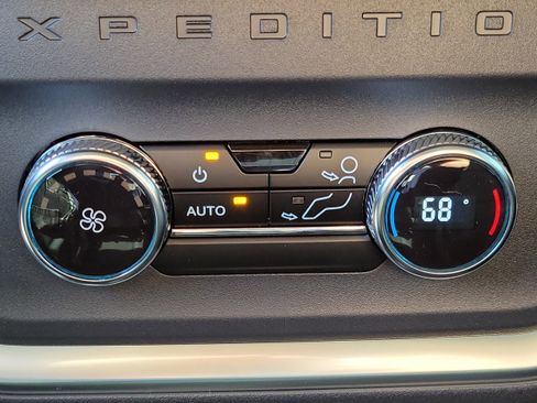 New 2026 Ford Expedition Max Active image 19