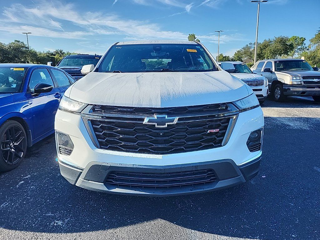 Used 2022 Chevrolet Traverse RS FWD image 10