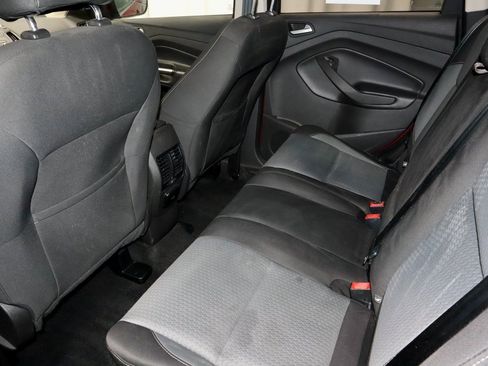 Certified 2017 Ford Escape SE image 21
