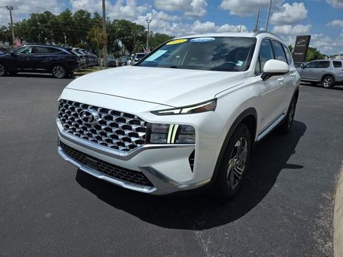 Certified 2022 Hyundai Santa Fe SEL FWD image 2