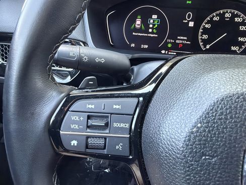 Used 2025 Honda Civic Sport image 27
