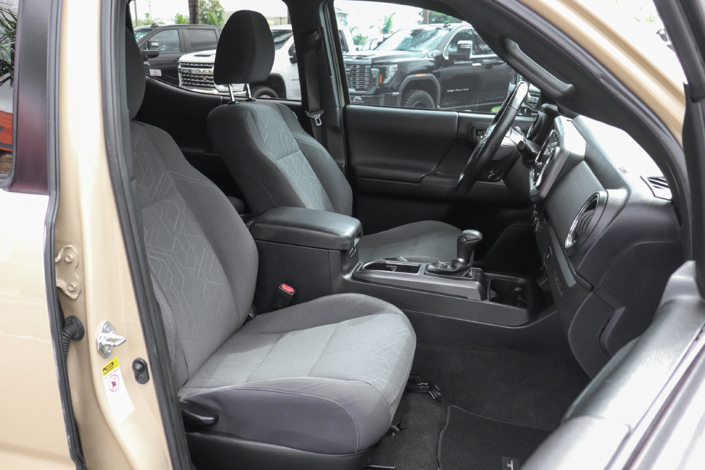 Used 2016 Toyota Tacoma TRD Sport RWD image 44