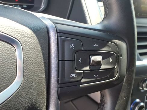 Used 2024 GMC Yukon SLT AWD/4WD image 31