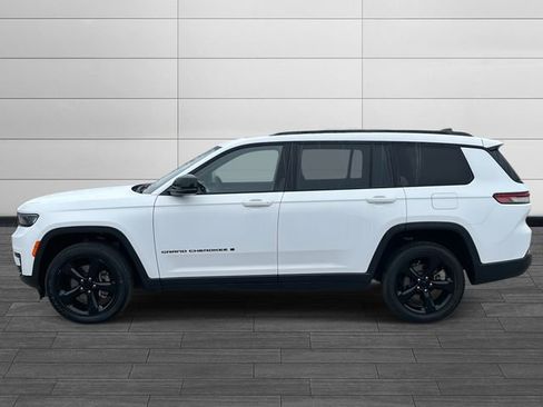 Certified 2023 Jeep Grand Cherokee L Laredo image 7