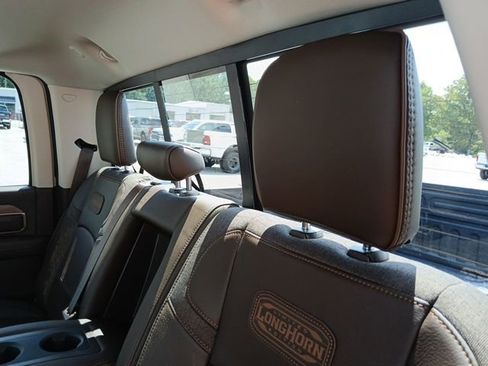 New 2026 RAM 2500 Limited AWD/4WD image 23
