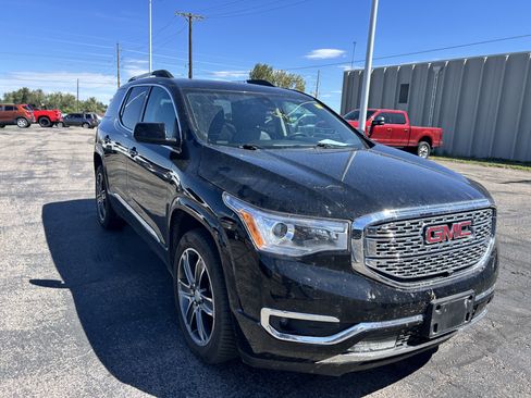 Used 2017 GMC Acadia Denali w/ Technology Package AWD/4WD image 7