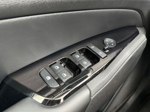 Used 2023 Kia Sportage EX FWD image 20