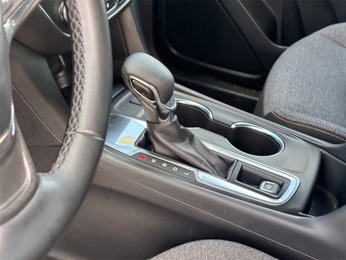 Certified 2024 Chevrolet Equinox LT image 11