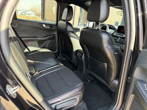 Used 2025 Ford Escape ST-Line Select image 17