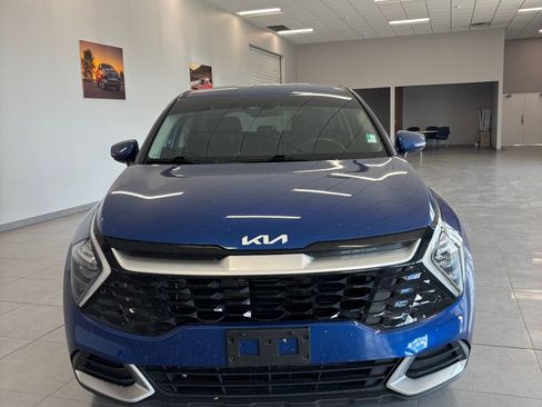Used 2023 Kia Sportage EX image 1