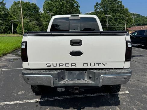 Used 2012 Ford F250 Lariat w/ Chrome Pkg AWD/4WD image 8