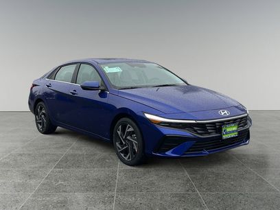 New 2025 Hyundai Elantra Limited