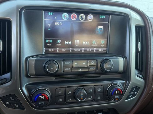 Used 2016 Chevrolet Silverado 3500 High Country w/ Duramax Plus Package image 8