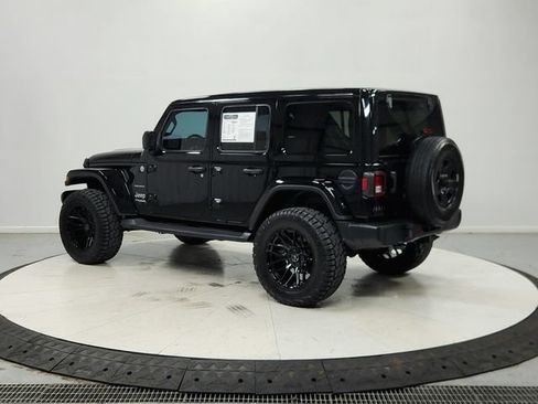 Used 2021 Jeep Wrangler Unlimited Sahara w/ Cold Weather Group AWD/4WD image 6