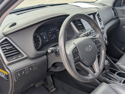 Used 2018 Hyundai Tucson SEL Plus image 13