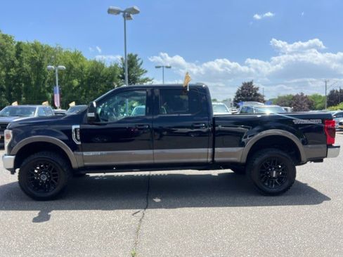 Certified 2021 Ford F350 Lariat w/ Tremor Off-Road Package AWD/4WD image 4