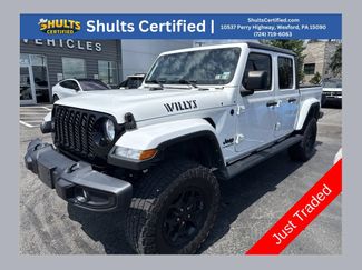 Used 2021 Jeep Gladiator Sport AWD/4WD video 1