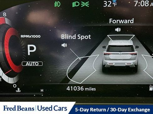 Used 2023 Nissan Pathfinder Platinum image 14