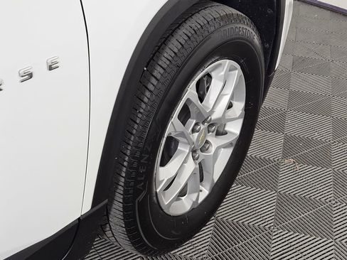 Used 2021 Chevrolet Traverse LS w/ LPO, Floor Liner Package FWD image 6