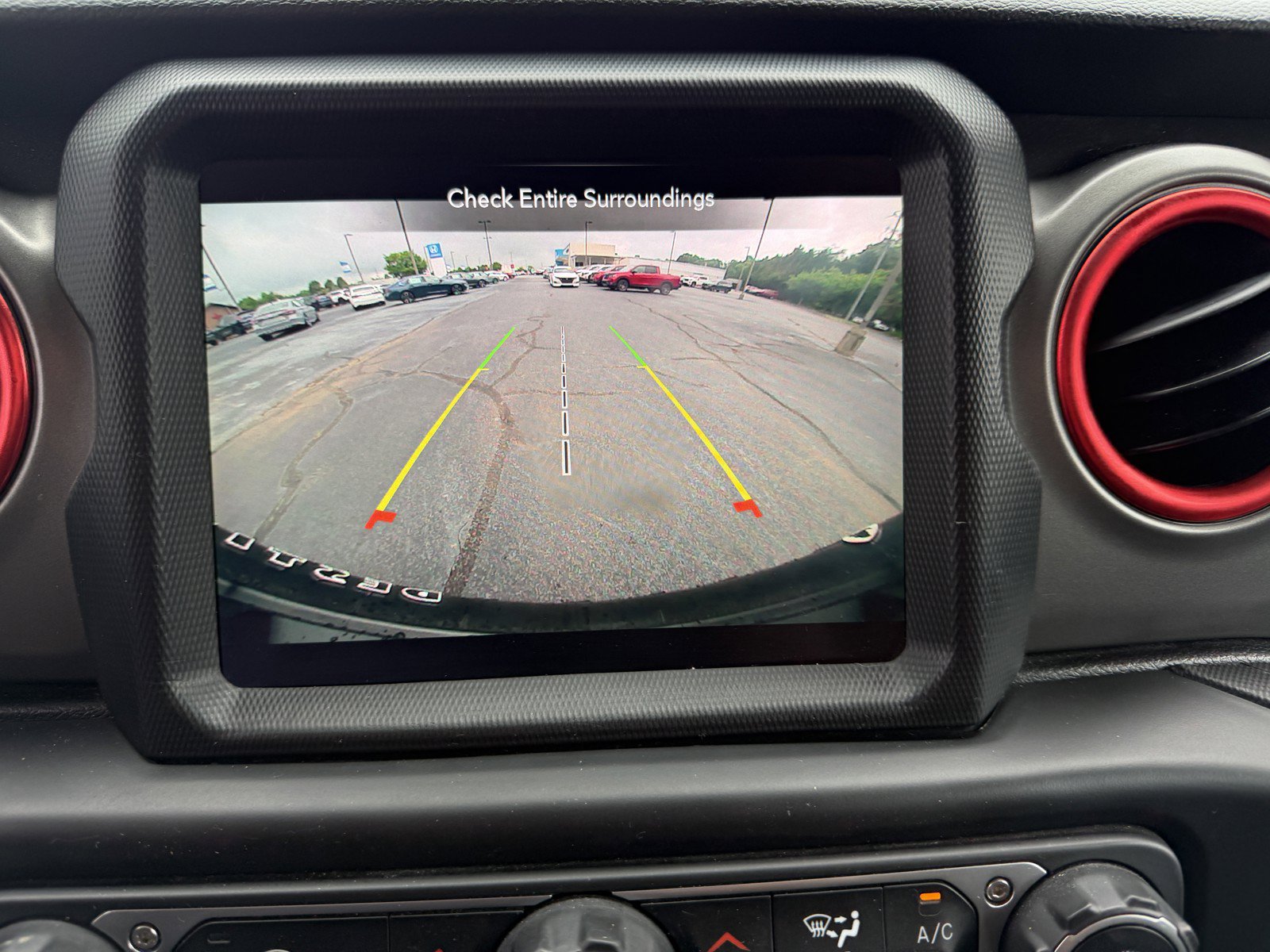 Used 2021 Jeep Wrangler Unlimited Sport AWD/4WD image 25