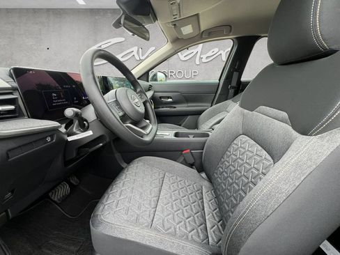 New 2026 Nissan Kicks SV FWD image 20